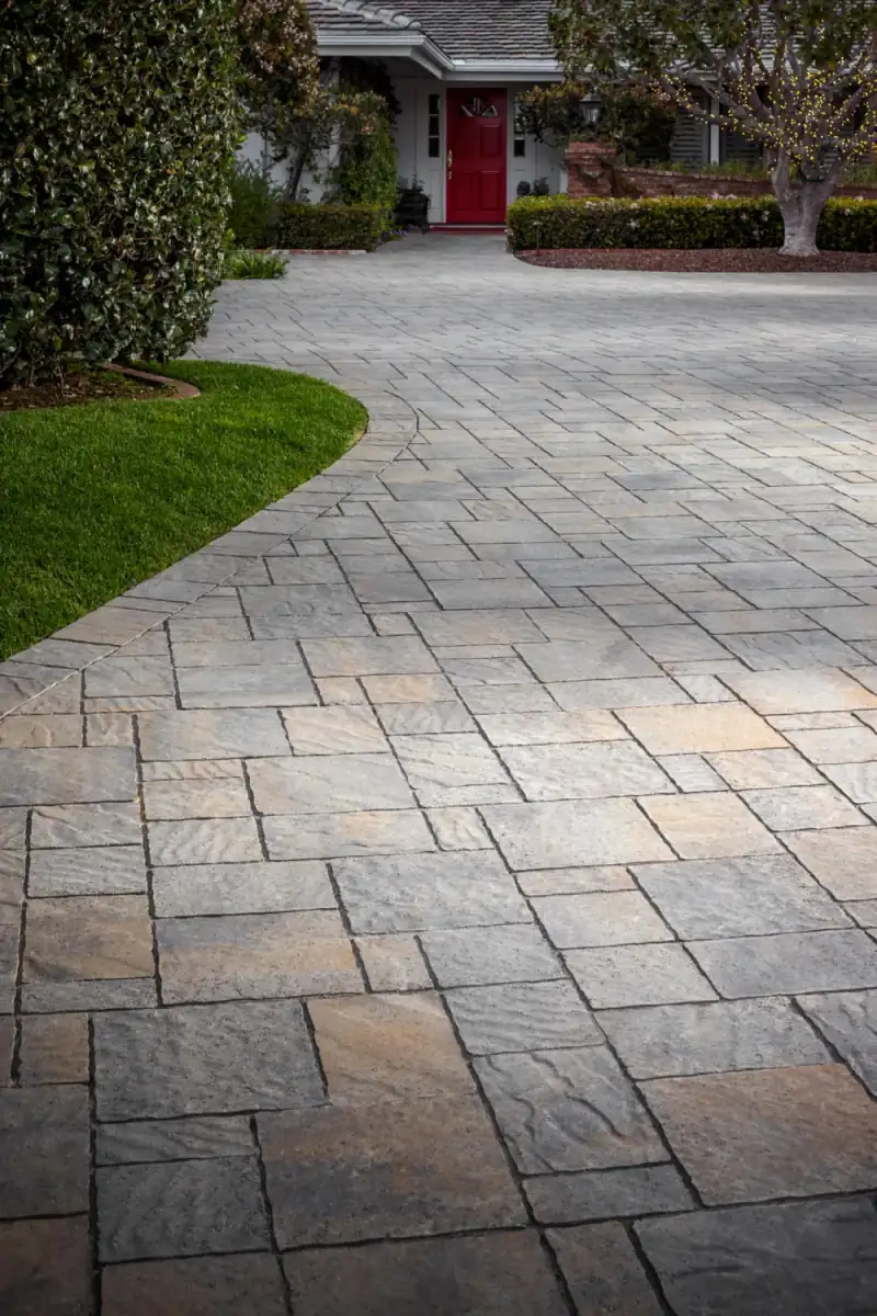 Belgard Urbana Fire Feature Build
